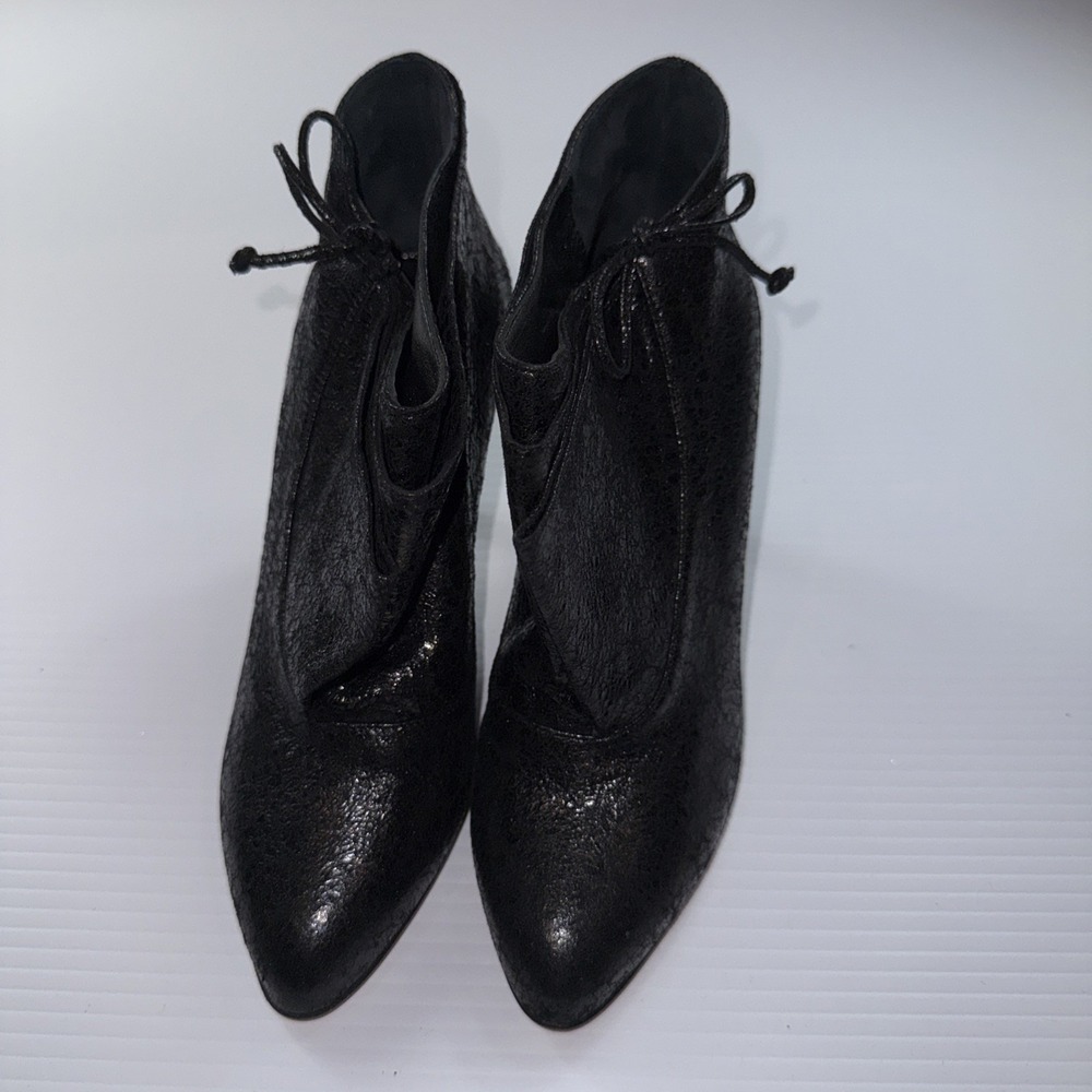 Neda By Bebe Gina Ankle Bootie Black leather metallic tone and bows Size 36
